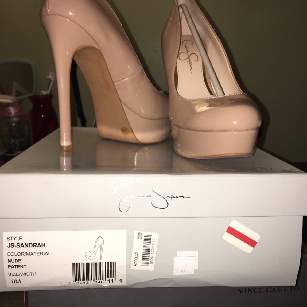 Jessica Simpson Pumps - Picture 2 of 2